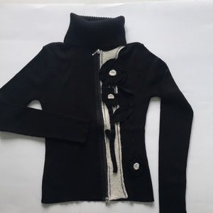 KARTON contemporary Black Wool blend Sweater .